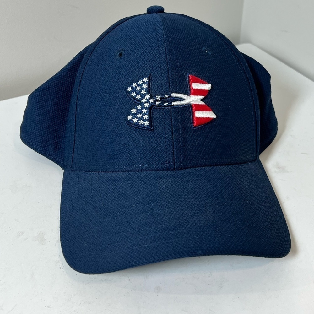 Under Armour Freedom L/XL Navy Knit America USA Flag Front Logo Emblem Hat Cap